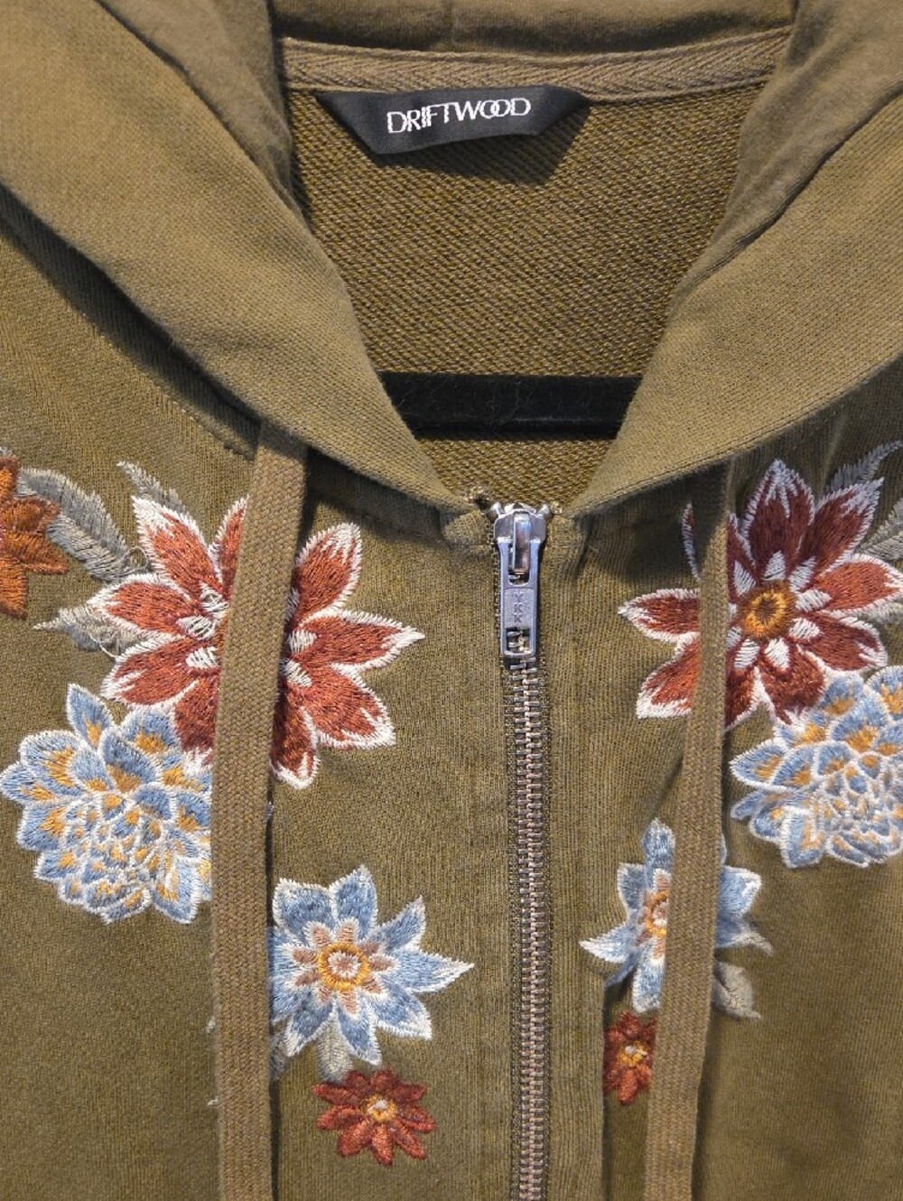Driftwood Floral Embroidered Hoodie L - Picture 2 of 4